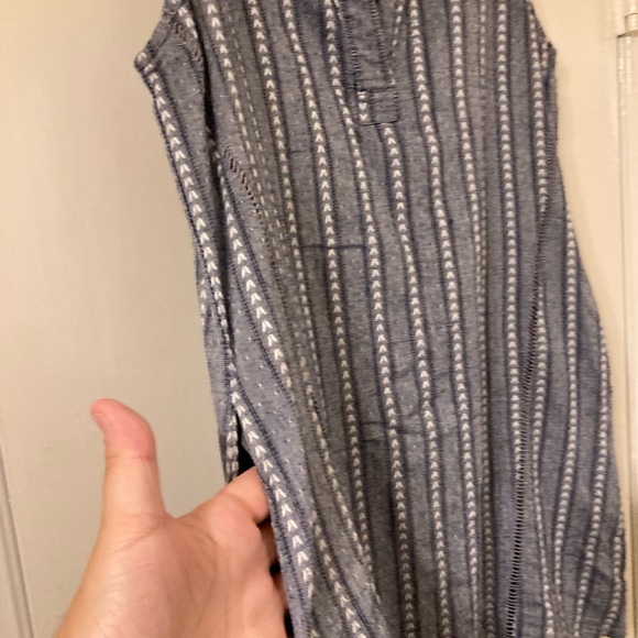 Summer dress with crochet design.  By Solitaire size small. - Picture 6 of 7